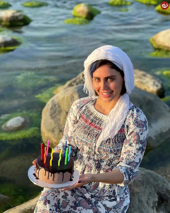 elnazshakerdoost_1624766281_2605050842912180669_279803529