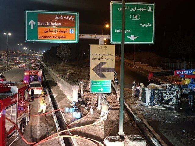 تصادف وحشتناک کامیونت حامل 1500 لیتر بنزین در  تهران + جزئیات