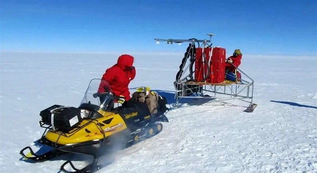 چه چیزی زیر یخ‌های قطب جنوب پنهان شده است؟