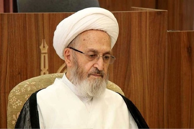 نظر آیت الله سبحانی درباره موتورسواری زنان