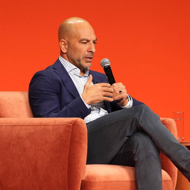 پشت پرده بایگانی اسناد اپستین؛ روایتی از هم‌پیمانی نخبگان امریکایی برای حفظ "اسرار سیاه" +عکس