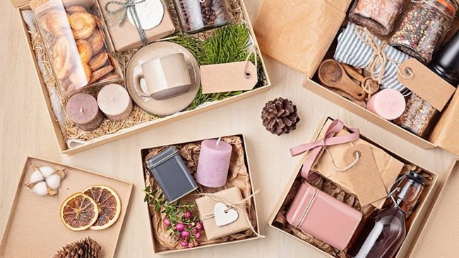 هدیه عید نوروز برای والدین و بزرگ‌ترهای فامیل