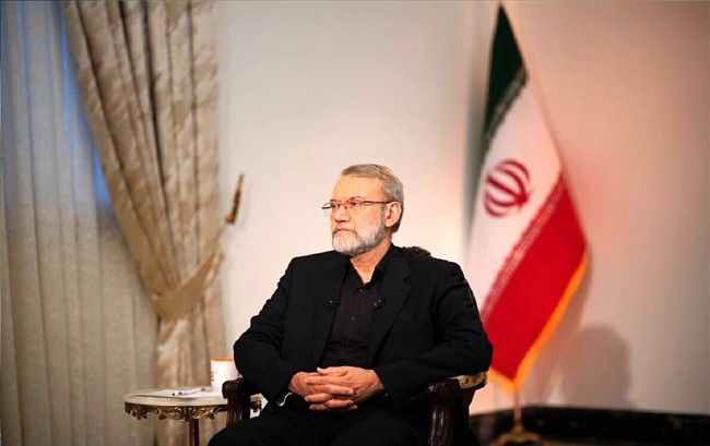 لاریجانی: ما هیچ پاسخی رسمی از کشور آمریکا دریافت نکرده‌ایم/ در موضوعات اقتصادی، سیاسی و منطقه‌ای با کشورهای عمان و قطر مذاکراتی داشتیم + فیلم