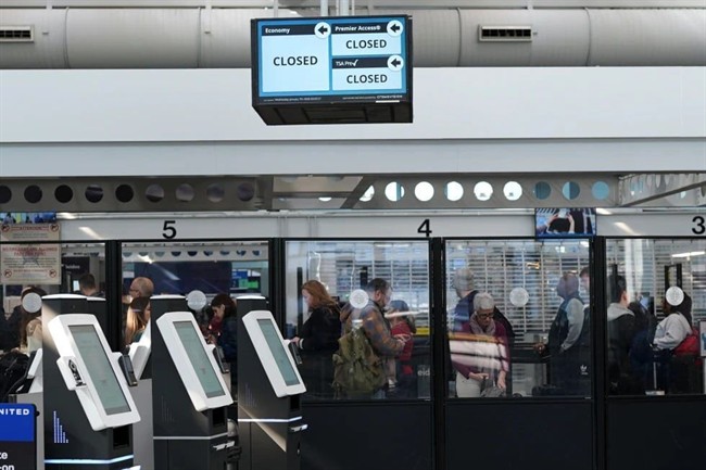 تعطیلی بخشی از دولت آمریکا در سایه بن‌بست بر سر ماموران مهاجرتی