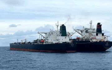 زیر و بم برنگشتن 11 میلیارد دلار پول نفت به ایران/ پول نفت در حساب چه کسانی خوابیده است؟