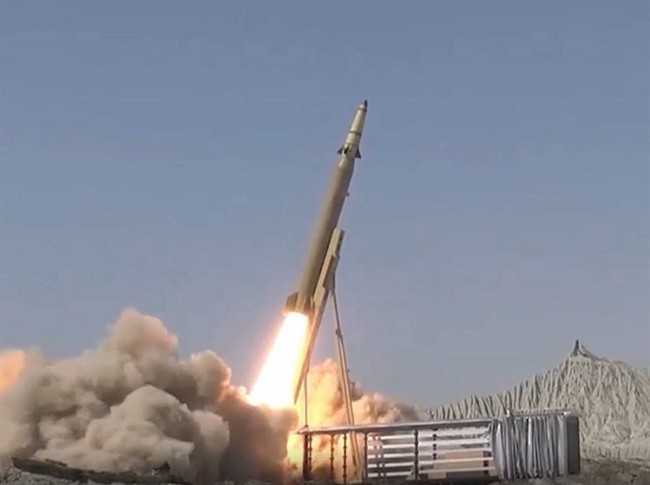 جنگ در خلیج فارس؛ سناریوی تقابل دریایی و هدف قرار دادن ناوهای آمریکایی با موشک&zwnj;های نسل جدید ایران