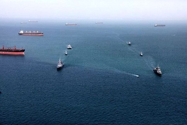 اجرای تمرین عکسبرداری هوایی در رزمایش مرکب دریایی ایران و روسیه