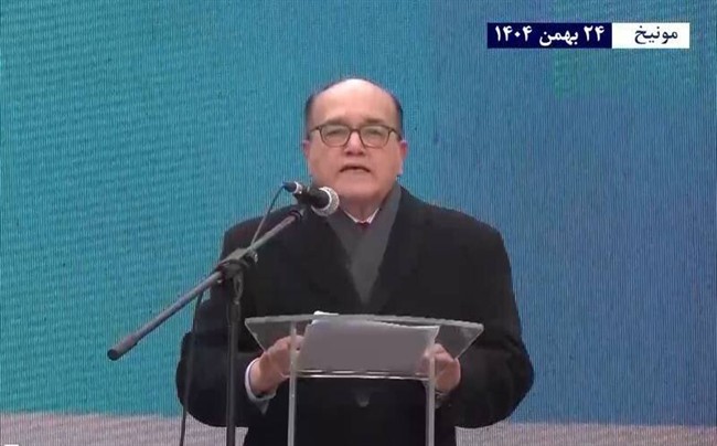 تکرار سناریو تحقیر زلنسکی اینبار با پهلوی/ علت دعوت از پهلوی به سالن تماشاچیان کنفرانس مونیخ چیست؟