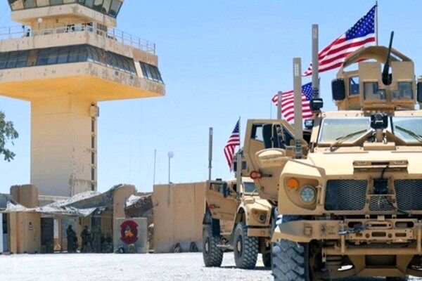 آمریکا عقب نشینی کرد/ نظامیان آمریکایی یک پایگاه را تخلیه کردند