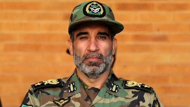 فرمانده نیروی زمینی ارتش: تمامی تحرکات دشمنان در مرزهای کشور لحظه به لحظه رصد می‌شود/ هرگونه تهدیدی را در نطفه خفه می کنیم