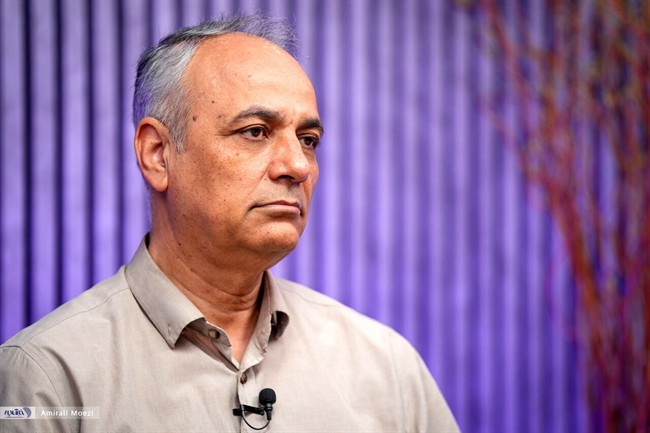 زیدآبادی: نظام در جنگ رسانه‌ای دربست در خدمت دشمنان عمل کرده/ به برکت صداوسیما دشمنان رسانه‌ای هر بنجلی تولید کنند خریدار دارد