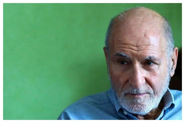 نبوی: وقتی مسیر کشور ضدتوسعه می‌شود، عوض کردن واژه‌ها چیزی را حل نمی‌کند/ در خودروسازی نه‌تنها پیشرفت نکردیم، حتی پس‌رفت هم داشته‌ایم+ فیلم