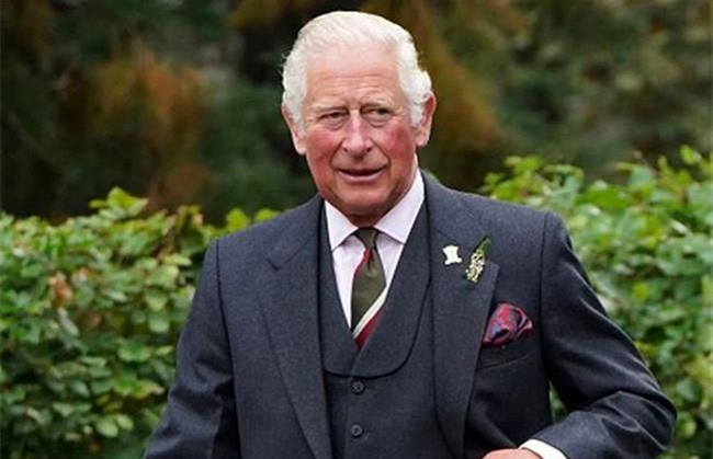 سلطنت انگلیس در نقطه بحران؛ شاه چارلز مجبور است کناره گیری کند! + فیلم