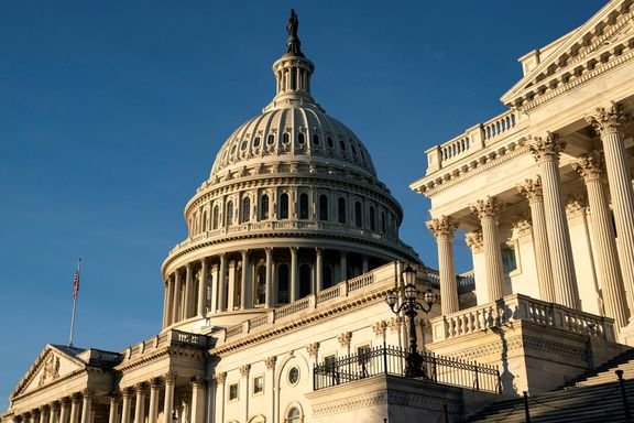 فشار دموکرات‌ها به ترامپ درباره ایران