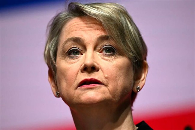 واکنش انگلیس به تنش‌های میان افغانستان و پاکستان