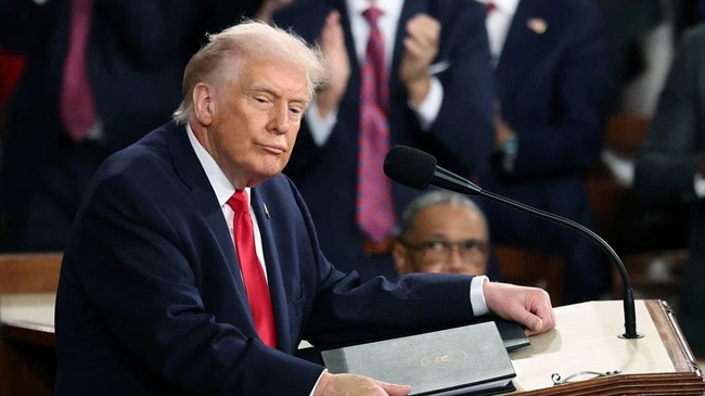 واکنش نماینده مجلس به اظهارات ترامپ درباره رهبری ایران/ فیاضی: ترامپ با این اقدام هنر نکرده است چراکه رهبری در منزل خودشان زندگی می کردند و 70 سال بود که به دنبال شهادت بودند