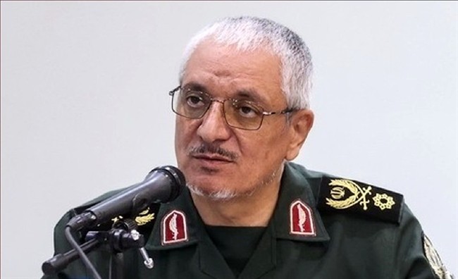 سردار طلایی نیک: شکست دشمن، قطعی است/ وزارت دفاع، تجهیزات لازم برای یک جنگ بلندمدت را تامین کرده است + فیلم