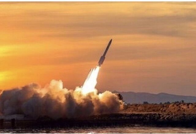 حملات پهپادی و موشکی به پایگاه آمریکا در عراق 