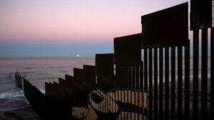 170125142218-05-us-mexico-border-november-14-2016-super-169-w750