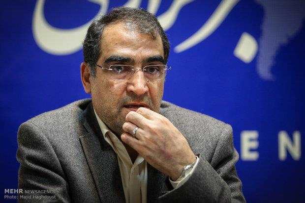 انتقاد وزیر بهداشت از استعمال سیگار توسط شخصیت ها در فیلم های فجر