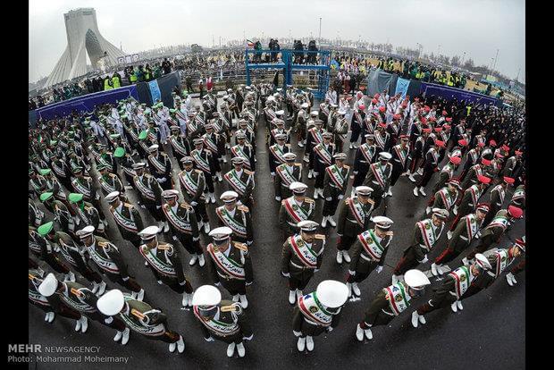 نمایش وحدت ملی در سالگرد پیروزی انقلاب/ 38 سال اقتدار