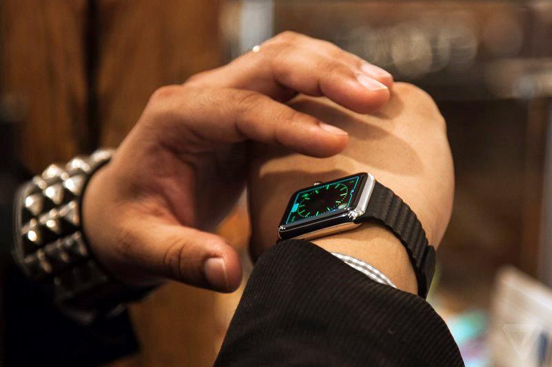 پتنت جدید اپل به شارژ خودکار ساعت های هوشمند اشاره دارد