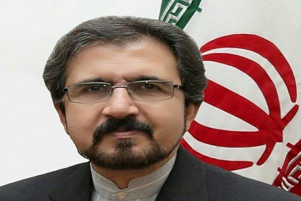 قاسمی قهرمانی تیم ملی کشتی آزاد را تبریک گفت