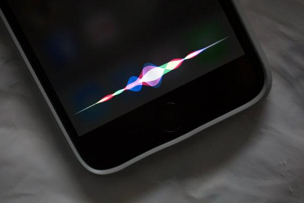 چرا اپل برای رقابت با آمازون، اسپیکر خانگی هوشمند مجهز به Siri نمی سازد؟