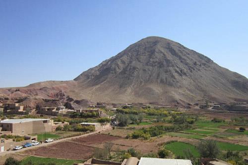 روستای شواز؛ روستایی باستانی در دل کویر