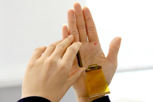 قرار دادن اسکنر اثر انگشت در نمایشگرهای موبایل امکان پذیر شد