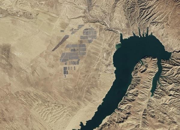 ناسا تصاویری فضایی از بزرگترین مزرعه خورشیدی جهان منتشر کرد