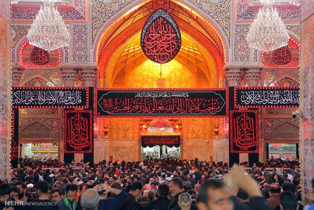 استقرار فرش حرم امام حسین(ع) در فرهنگسرای خاوران