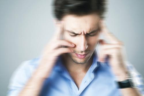 چرا احساس سرگیجه دارم؟