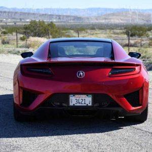 2017-Acura-NSX-10