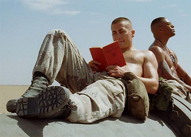 gyllenhaal shirtless jarhead-w700