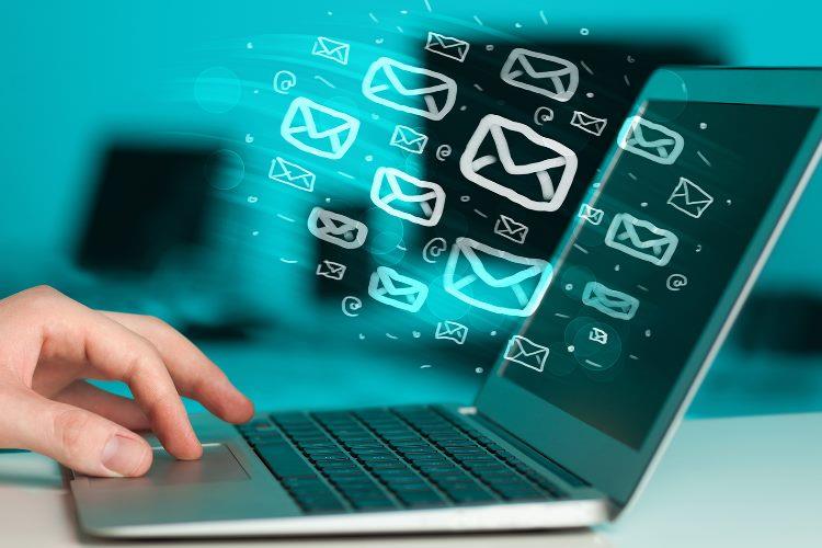 5 اشتباه بزرگ در نوشتن ایمیل‌ جذب مشتری