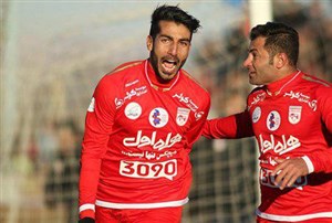 ایرانپوریان: دوست ندارم از پرسپولیس امتیاز کسر شود