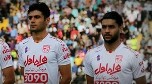 حضور جوان شماره یک تراکتور مقابل استقلال