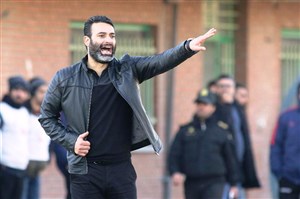 نظرمحمدی: سرنوشت دست خودمان است