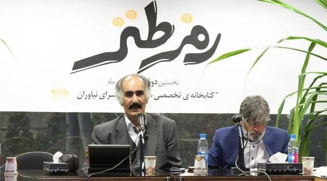 برگزاری جلسه «رمز طنز» در سال جدید