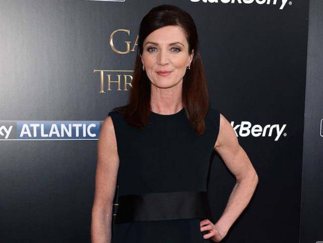 michelle-fairley-is-stepping-into-a-new-role-as-a-different-kings-mother-in-a-new-starz-historical-drama-called-the-white-princess-w700