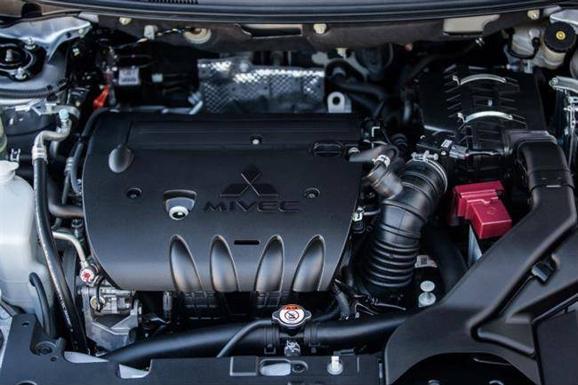 میتسوبیشی لنسر 2.4   mitsubishi lancer GT 2017