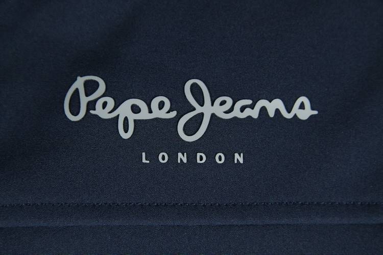 داستان برند: چگونه Pepe Jeans تبدیل به یکی از بزرگ‌ترین تولیدکننده‌های جین شد