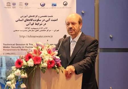 قائم مقام وزیر نیرو: 99.5 درصد جمعیت شهری زیر پوشش شبکه آب سالم و بهداشتی قرار دارد