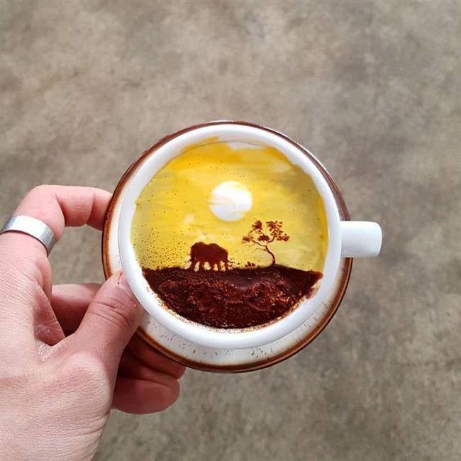 Artistic-barista-from-korea-who-draws-art-on-coffee-5912bf3e50dd6__700