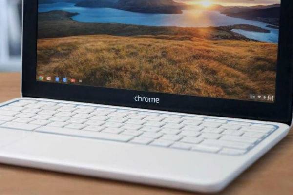 سیستم عامل Chrome OS هم بالاخره به قابلیت «نایت لایت» مجهز می شود