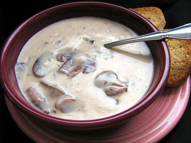 سوپ قارچ خامه ای(معرکه ترین طعم سوپ را تجربه کنید!)