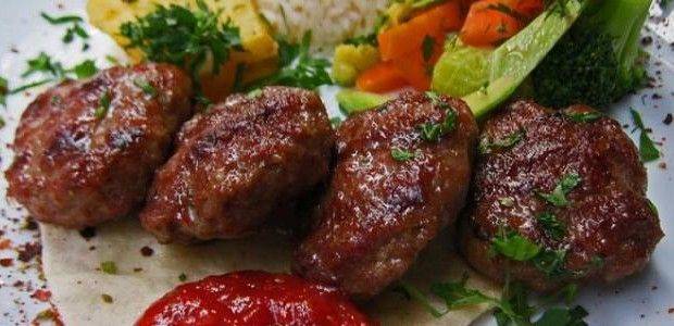 طرز تهیه پلو قارچ با کوفته قلقلی!