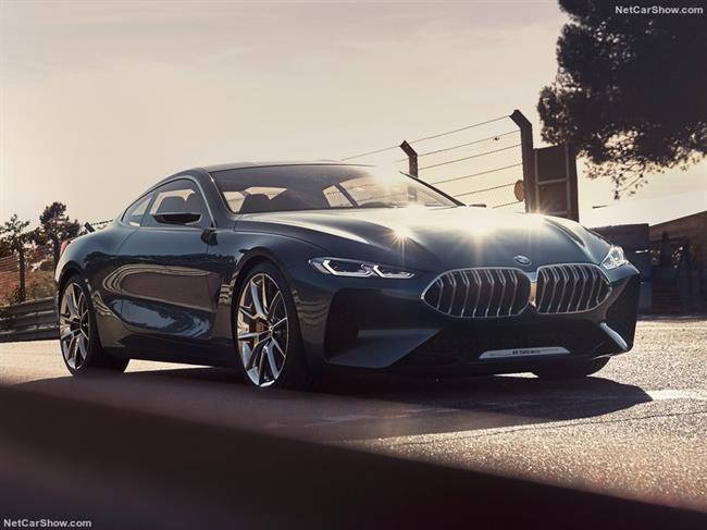 BMW-8-Series_Concept-2017-800-02