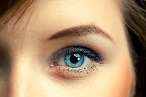 جراحی لیزری چشم : نکات و دانستنی ها